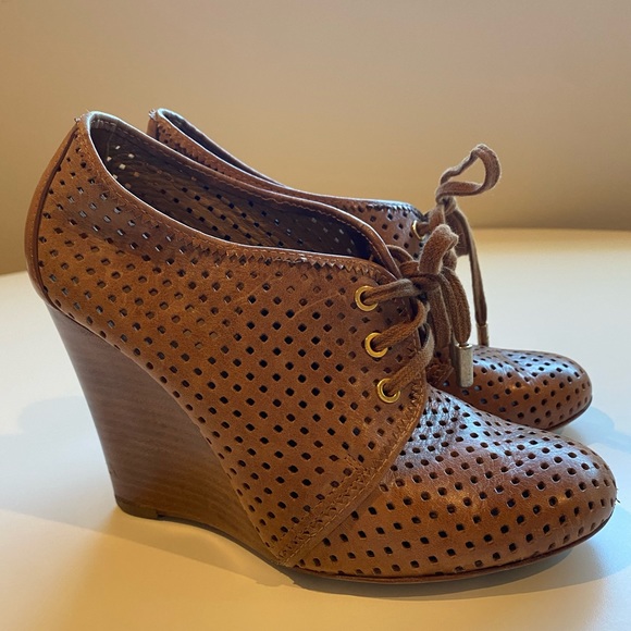 Tory Burch Brown Leather Ankle Wedge Lace Up Booties - Picture 2 of 5